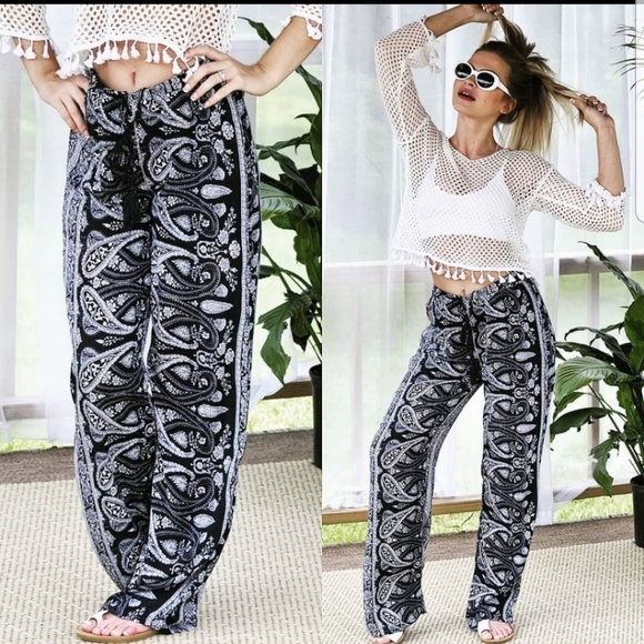 LAST 1! (S) Paisley lounge pants - Picture 4 of 6